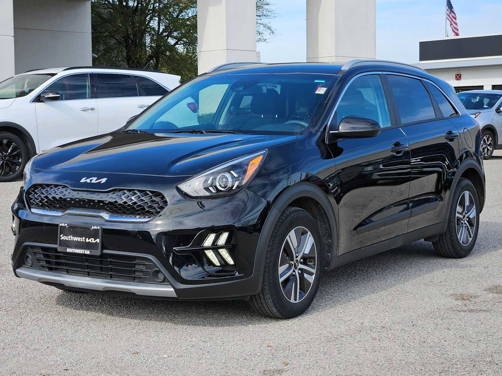 Certified 2022 Kia Niro LXS image 10