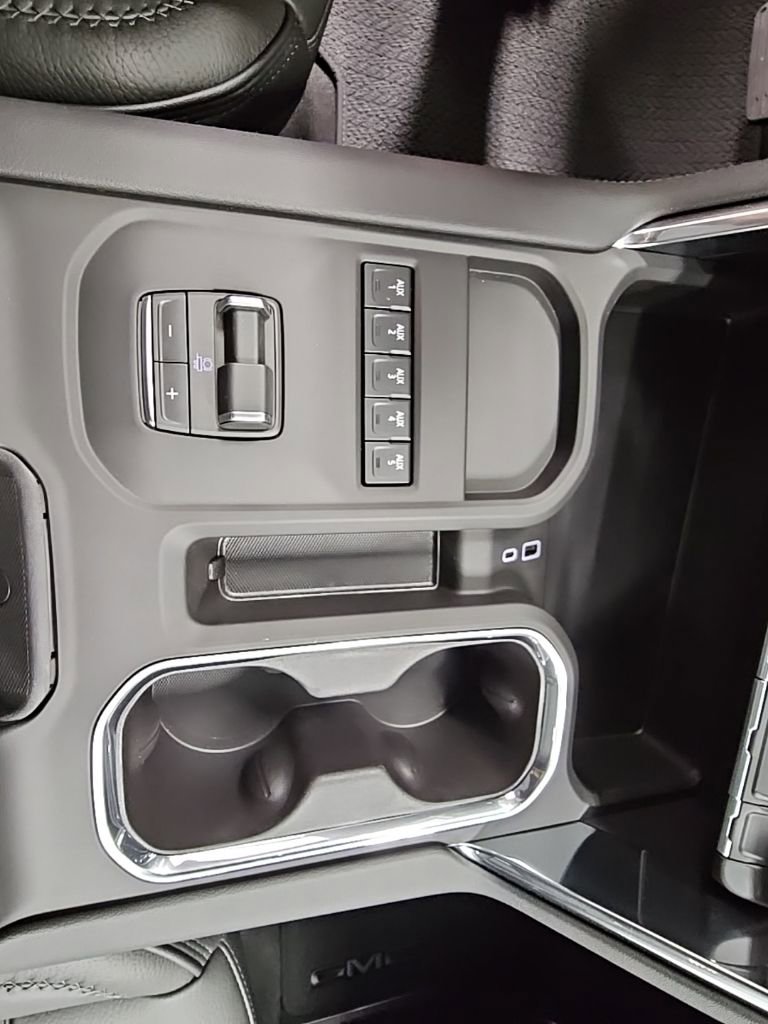 New 2026 GMC Sierra 2500 Denali w/ Denali Reserve Package image 20