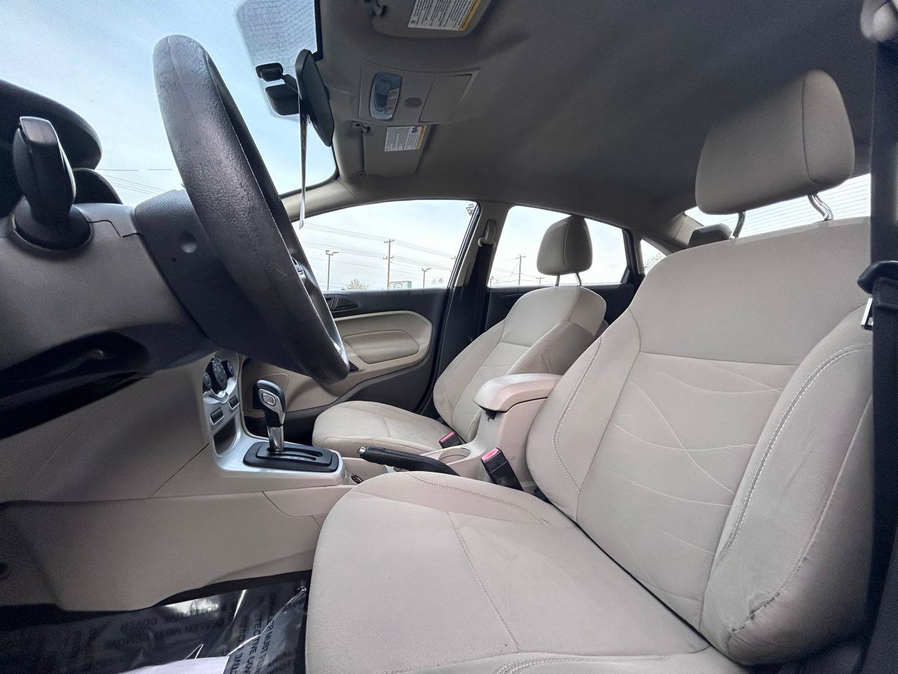Used 2017 Ford Fiesta SE FWD image 13
