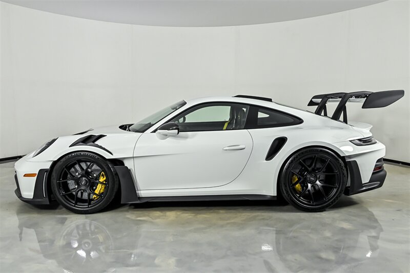Used 2024 Porsche 911 GT3 RS RWD image 6