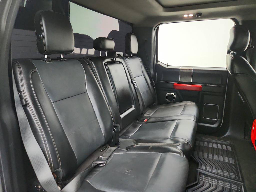 Used 2017 Ford F250 Lariat w/ Lariat Ultimate Package AWD/4WD image 28