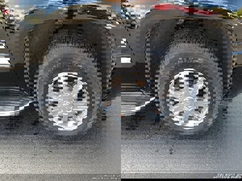 Used 2007 Cadillac Escalade EXT EXT w/ Climate Package image 18