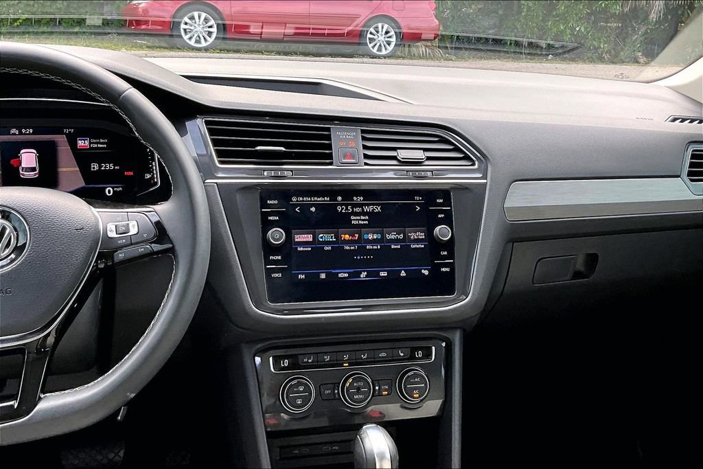 Certified 2021 Volkswagen Tiguan SEL FWD image 20