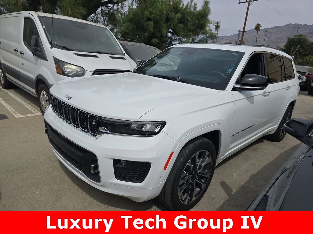 Used 2021 Jeep Grand Cherokee L Overland w/ Advanced Protech Group III image 3
