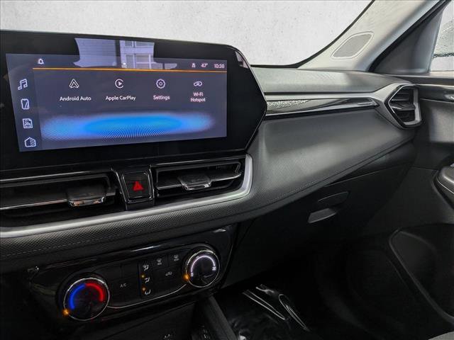 Used 2025 Chevrolet TrailBlazer LT image 13