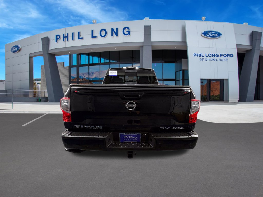Used 2024 Nissan Titan SV w/ SV Convenience Package AWD/4WD image 4