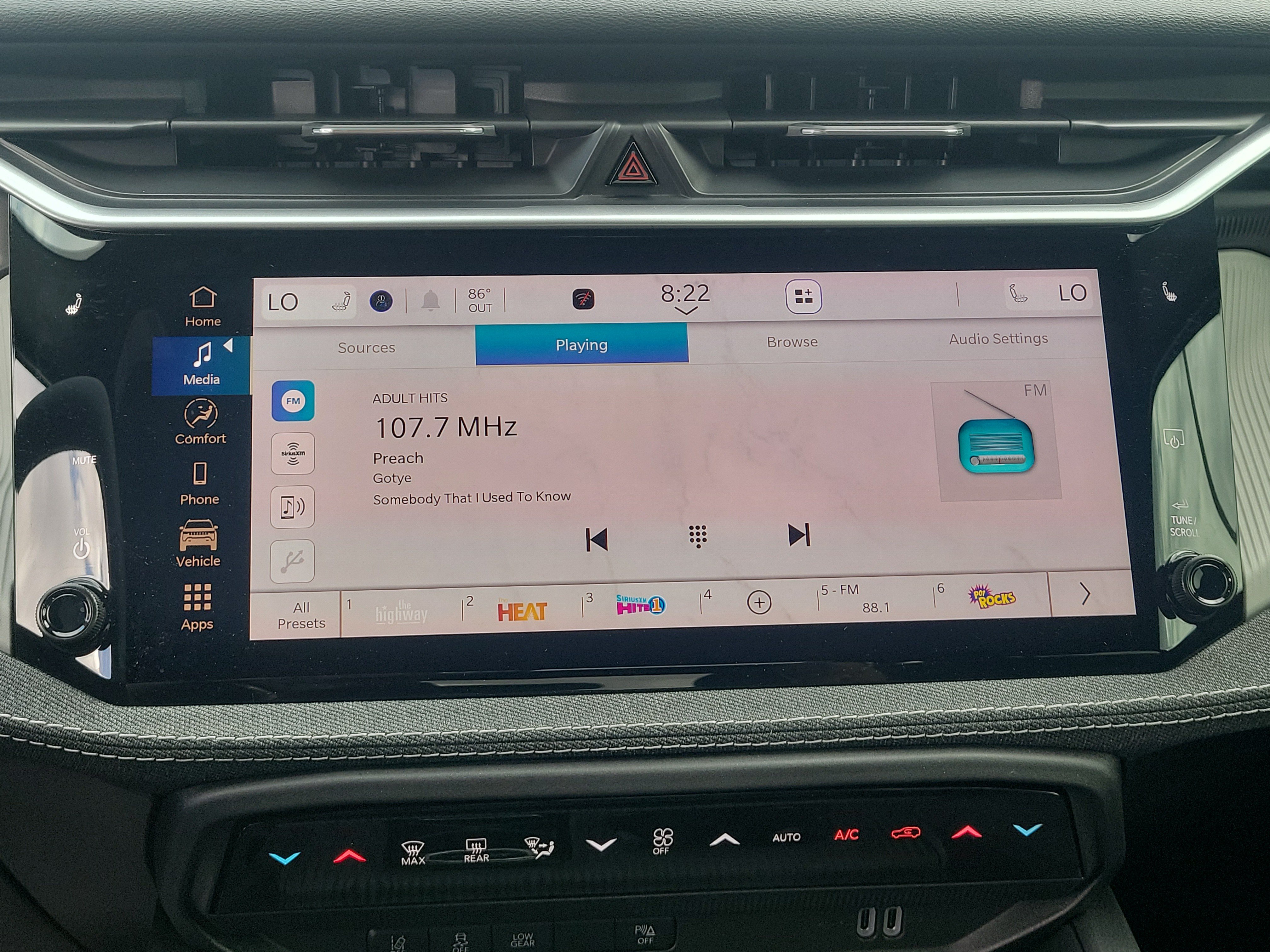 New 2026 Jeep Cherokee Laredo AWD/4WD image 17