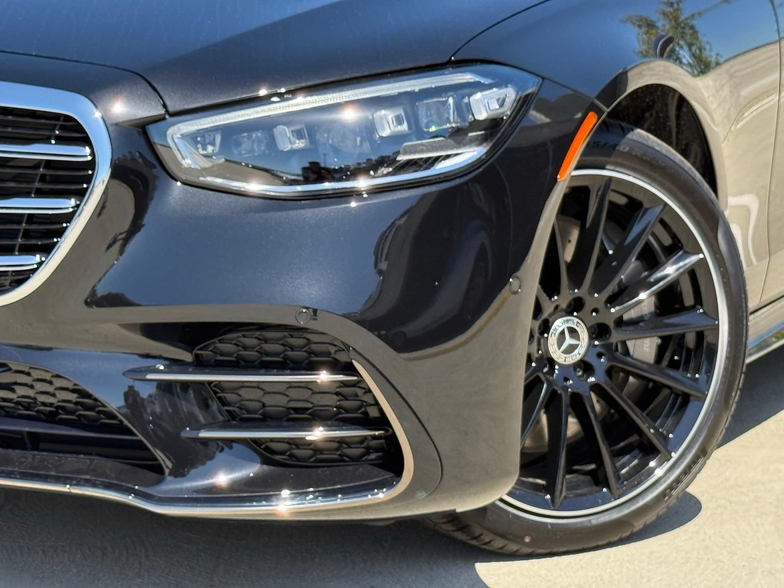 New 2026 Mercedes-Benz S 580 4MATIC Sedan image 3