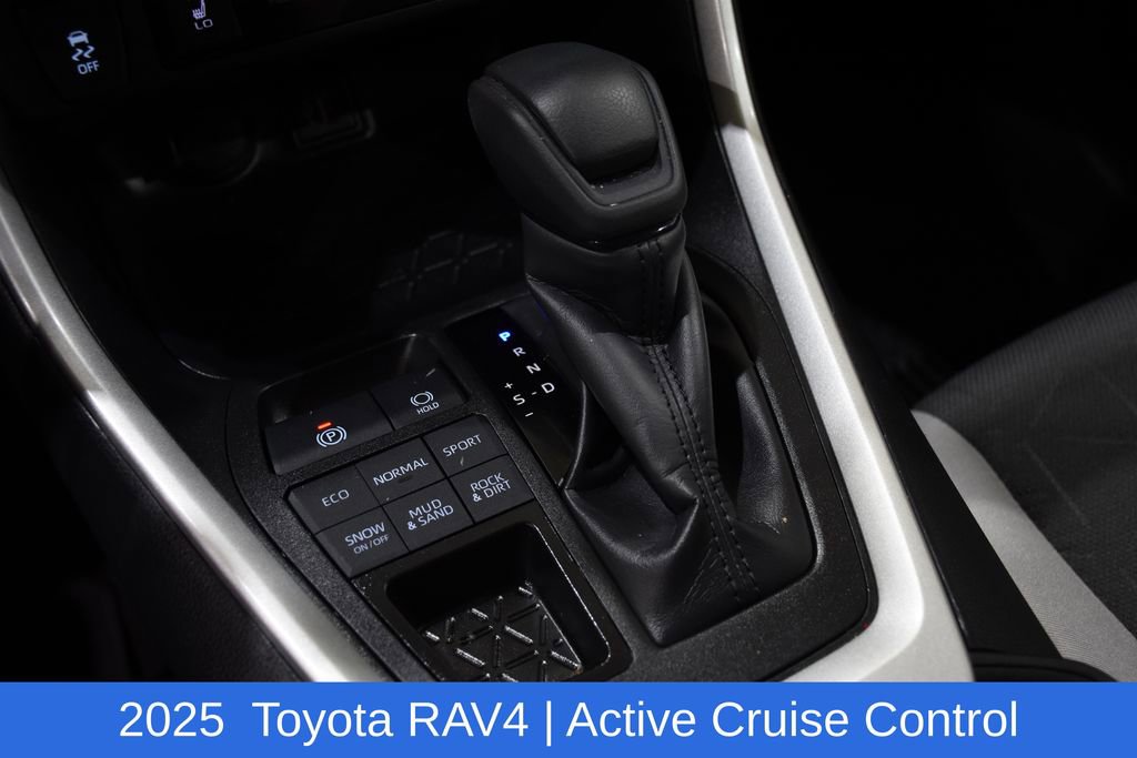 Used 2025 Toyota RAV4 XLE image 22