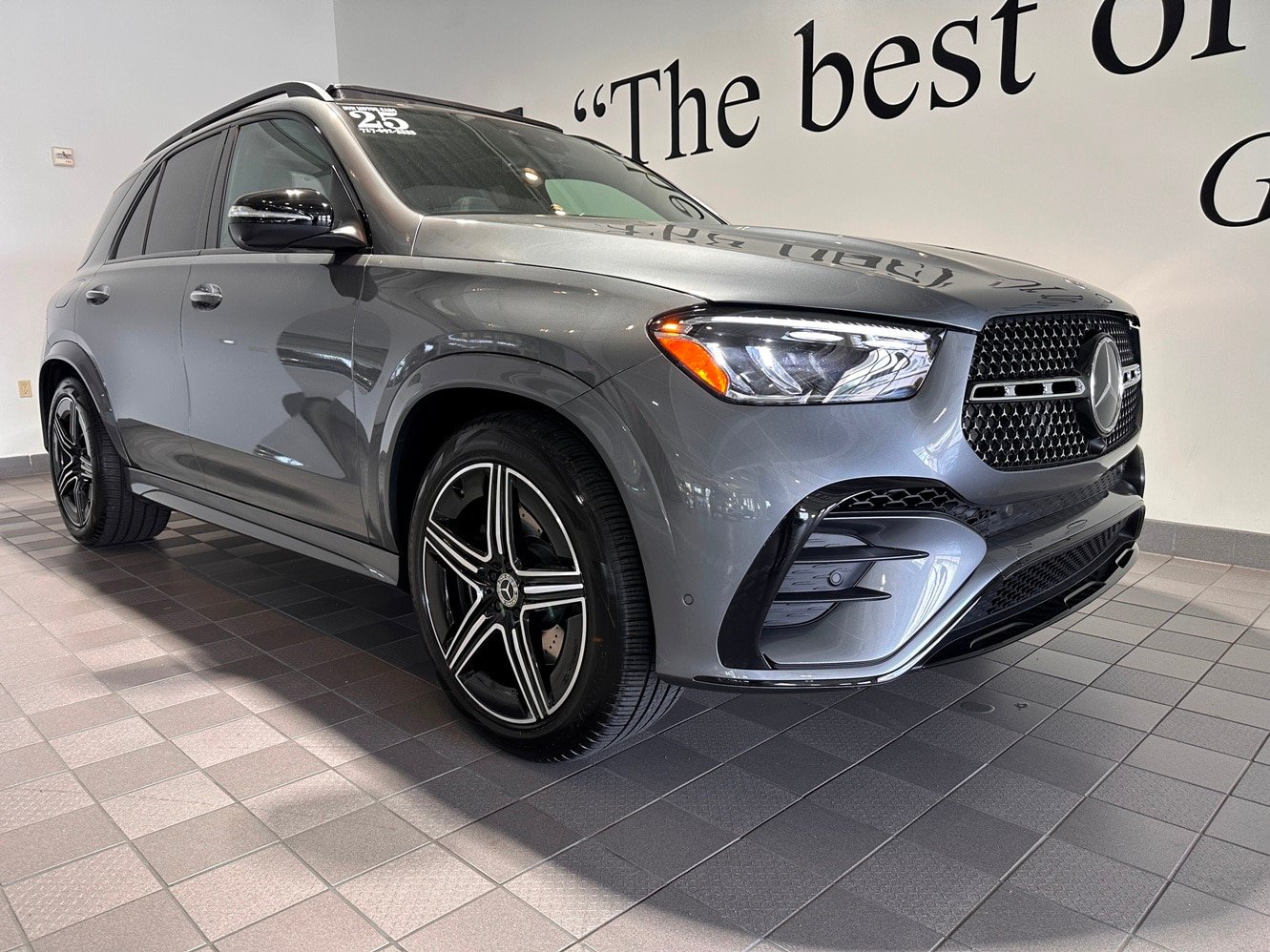 Used 2025 Mercedes-Benz GLE 580 4MATIC video 1
