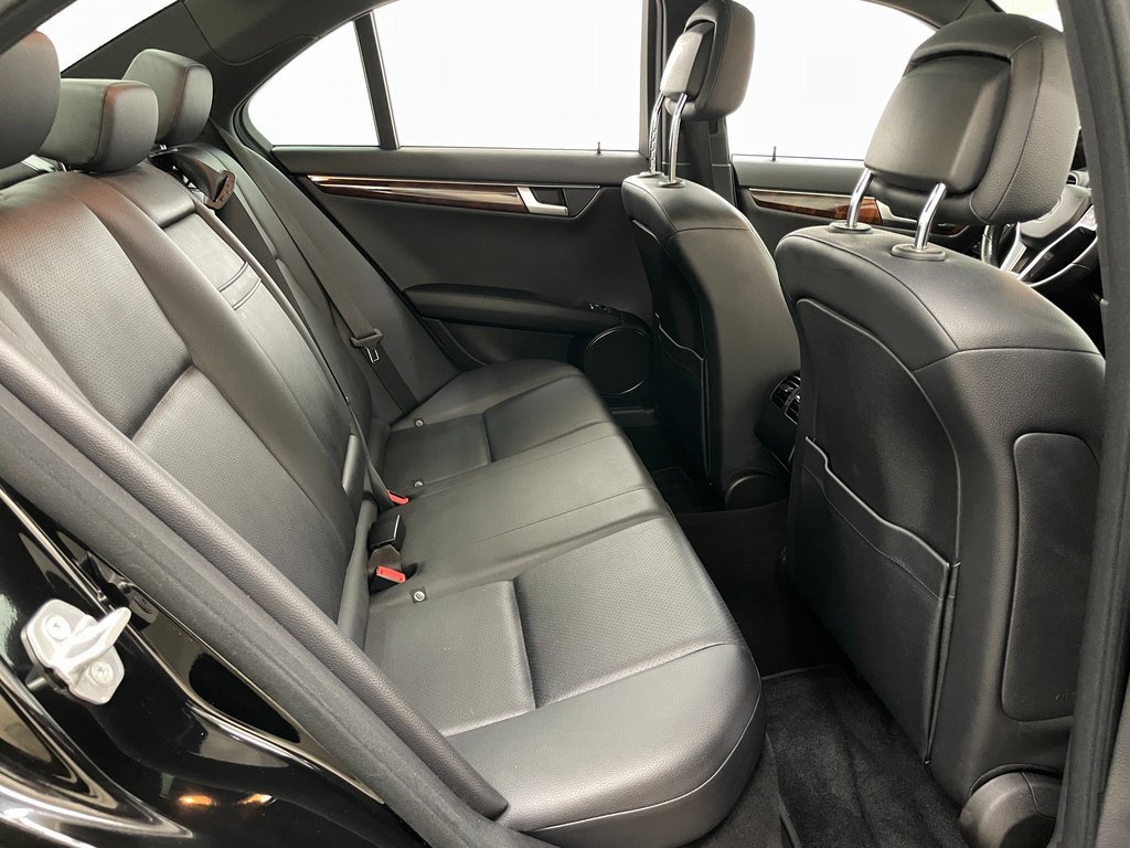 Used 2012 Mercedes-Benz C 300 4MATIC Sedan image 40