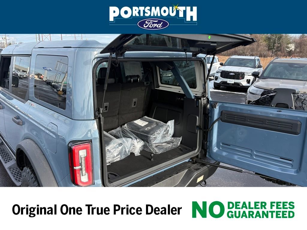 New 2025 Ford Bronco Badlands image 14