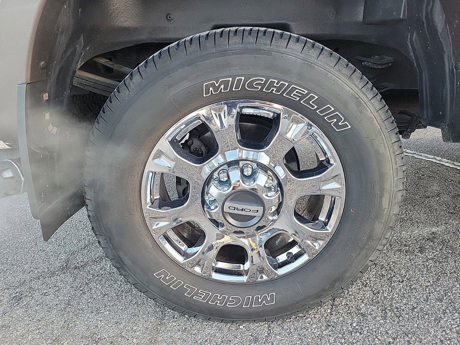 Used 2022 Ford F350 Lariat w/ Lariat Ultimate Package image 6