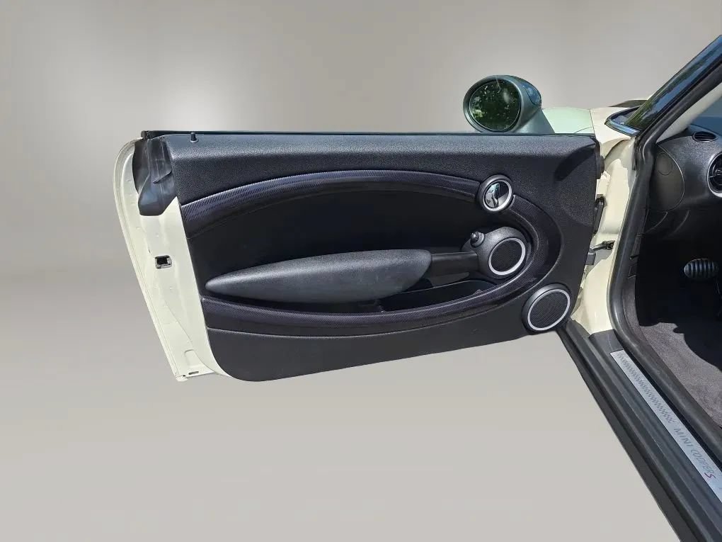 Used 2013 MINI Cooper S FWD image 29