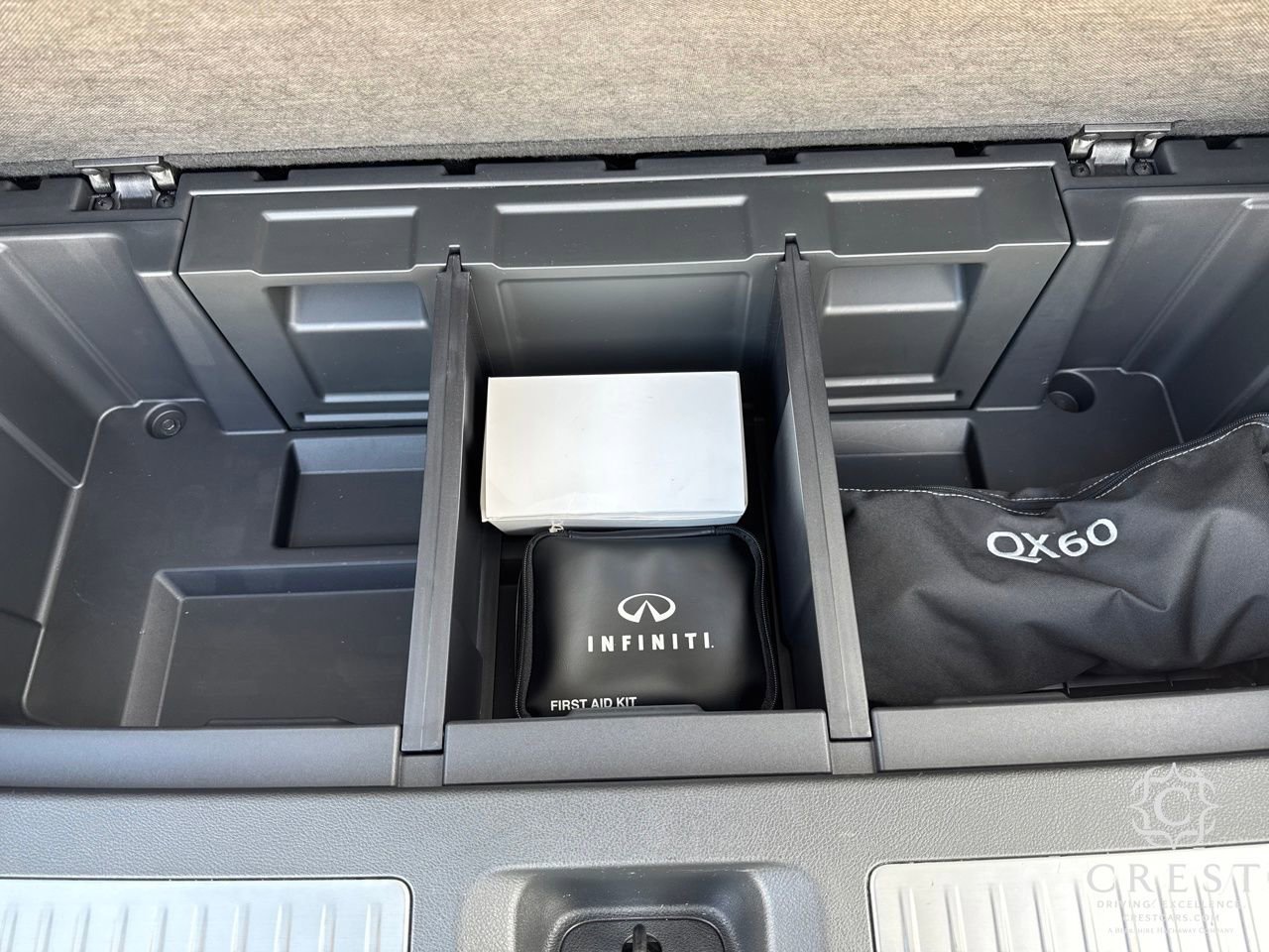 Used 2023 INFINITI QX60 Luxe w/ Cargo Package image 28