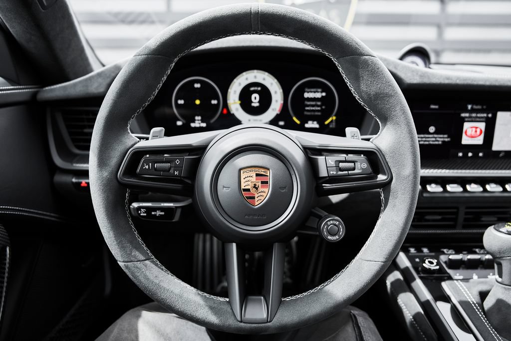 Used 2026 Porsche 911 GT3 w/ Weissach Package RWD image 56