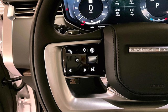 Certified 2025 Land Rover Range Rover SE image 20