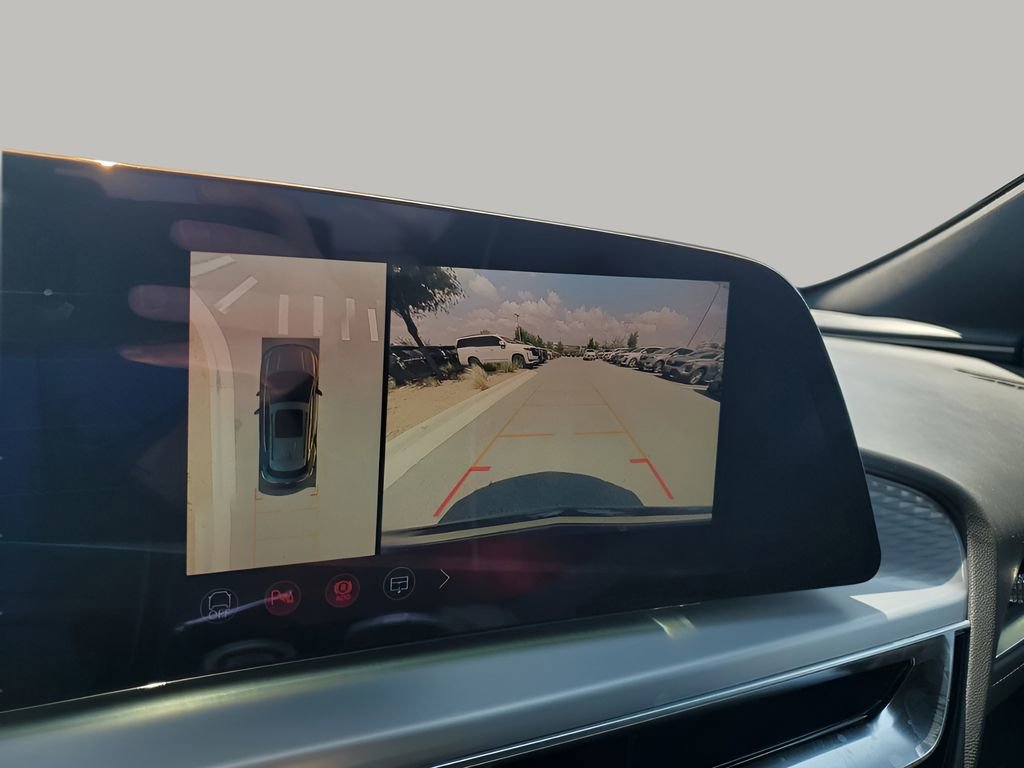 New 2026 Cadillac Lyriq V image 43