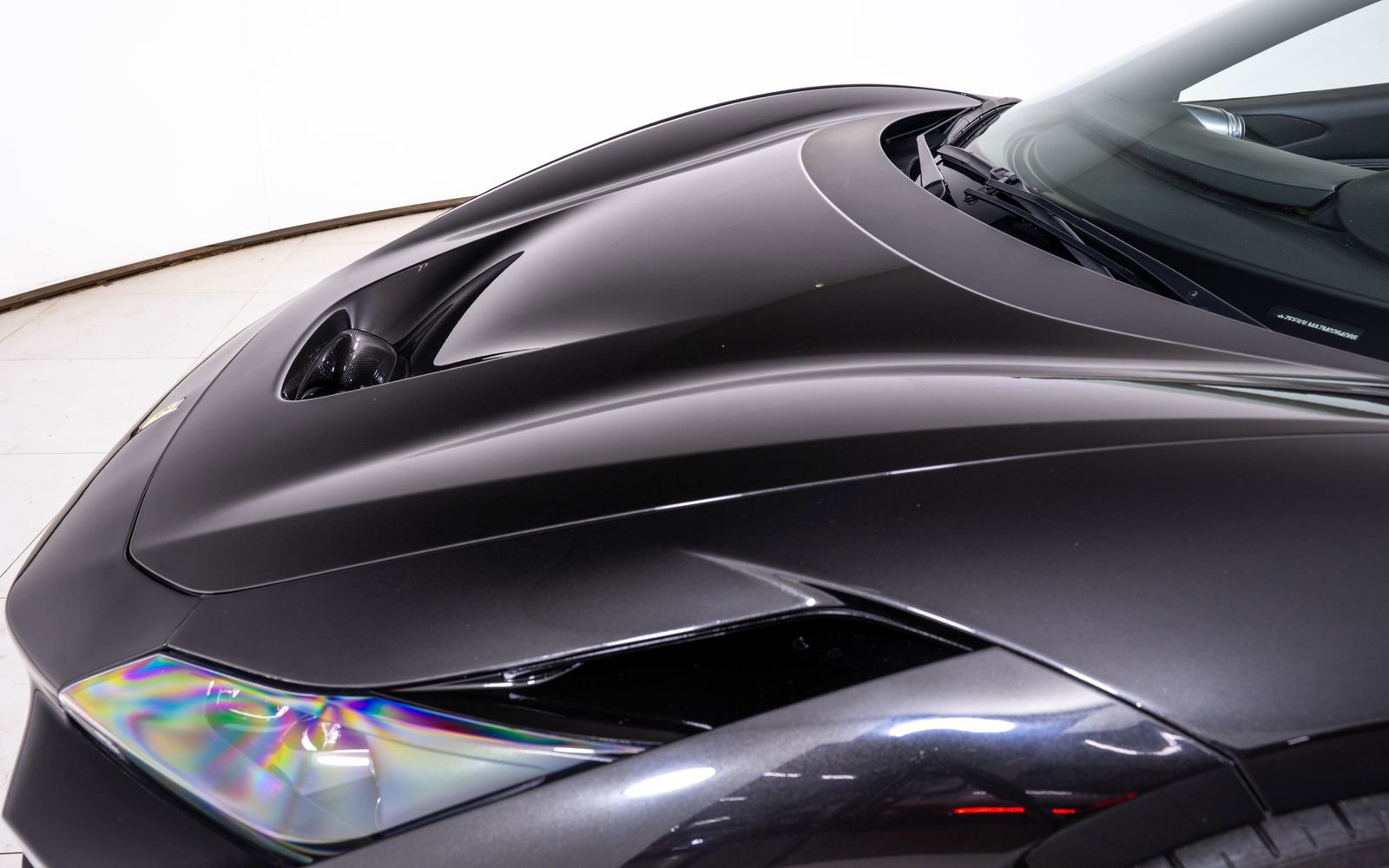 Used 2021 Ferrari F8 Tributo image 16