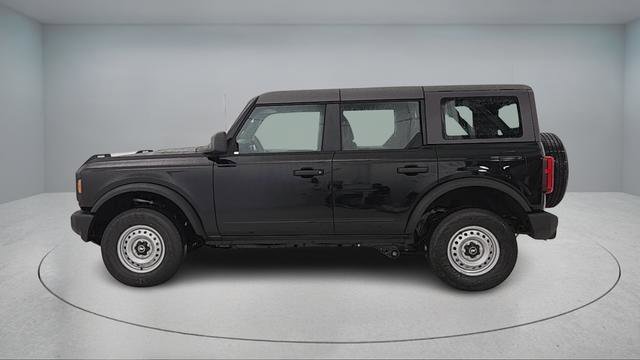 New 2025 Ford Bronco 4-Door image 4