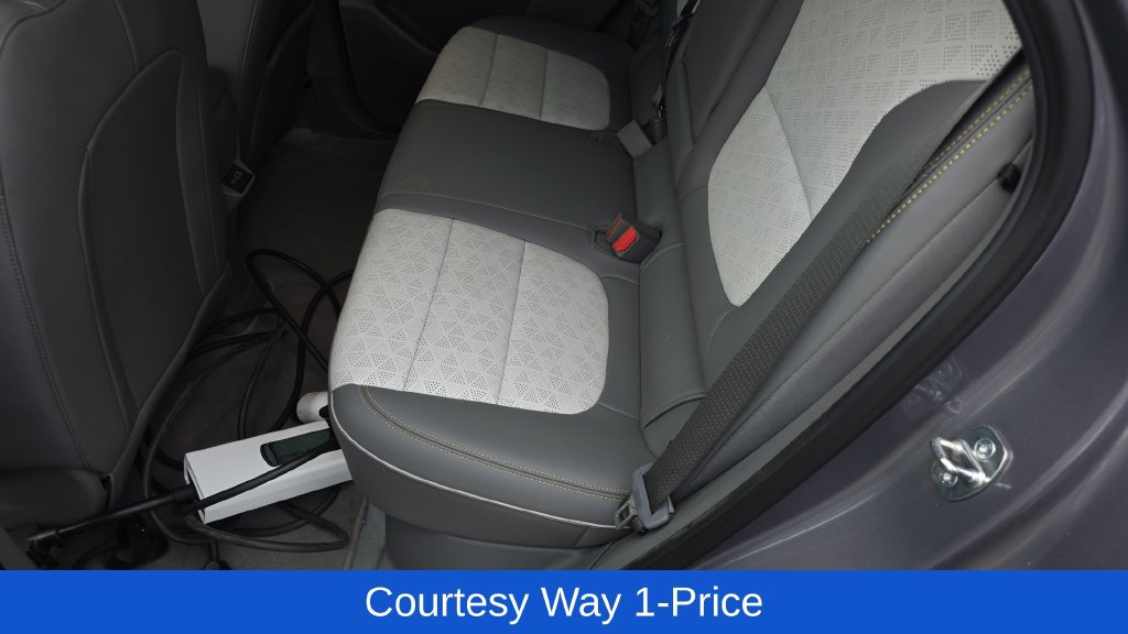 Used 2023 Chevrolet Bolt EUV Premier w/ Sun & Sound Package FWD image 13