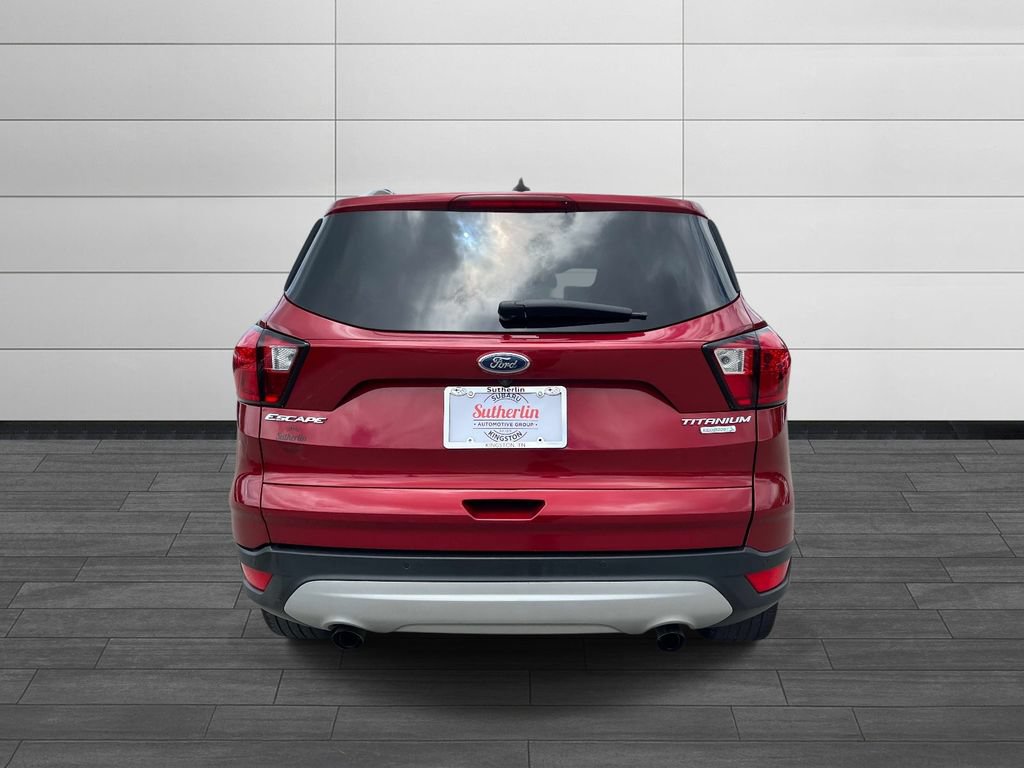 Used 2019 Ford Escape Titanium FWD image 4