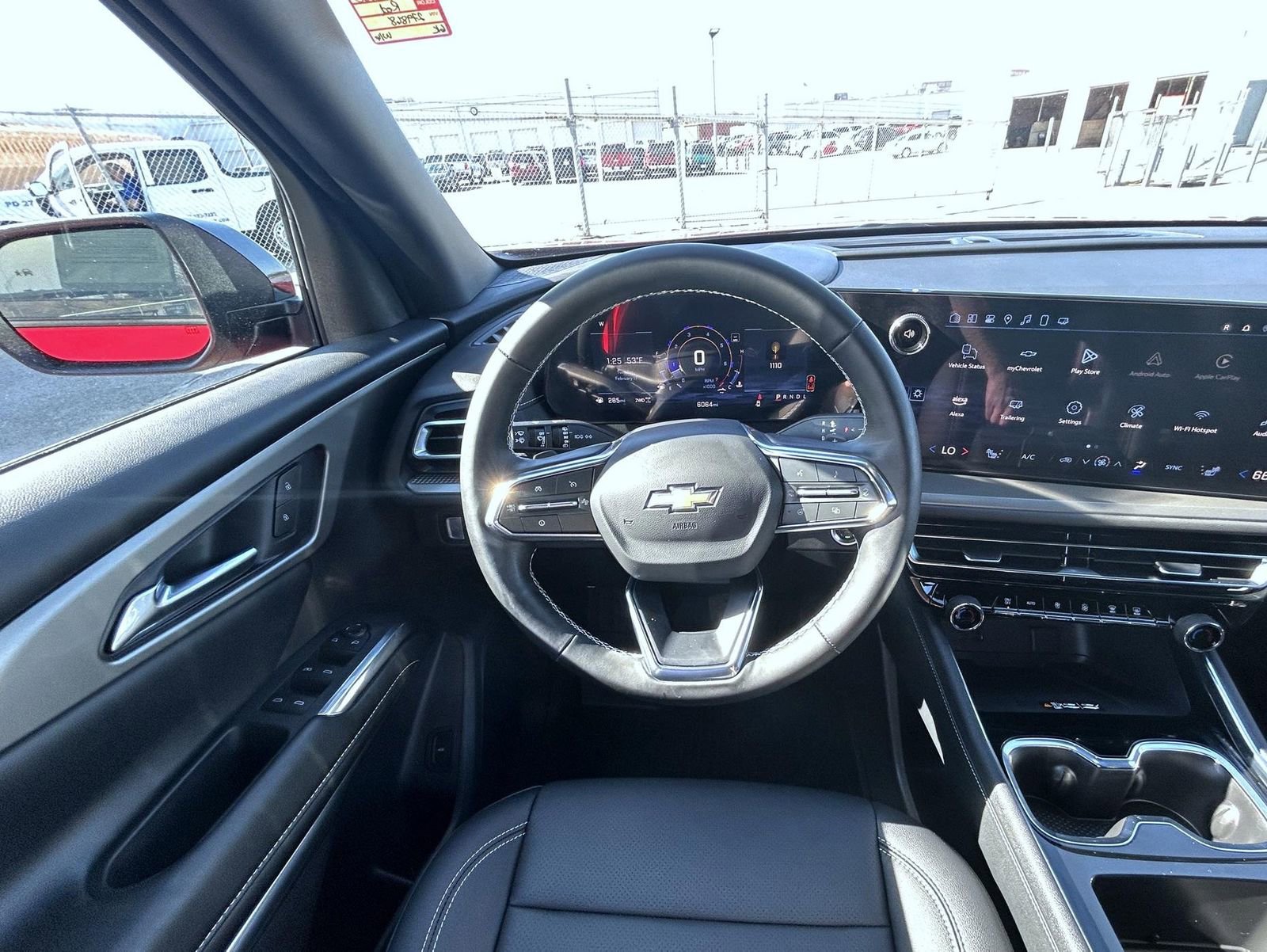 Certified 2025 Chevrolet Traverse LT w/ Driver Confidence Package image 13