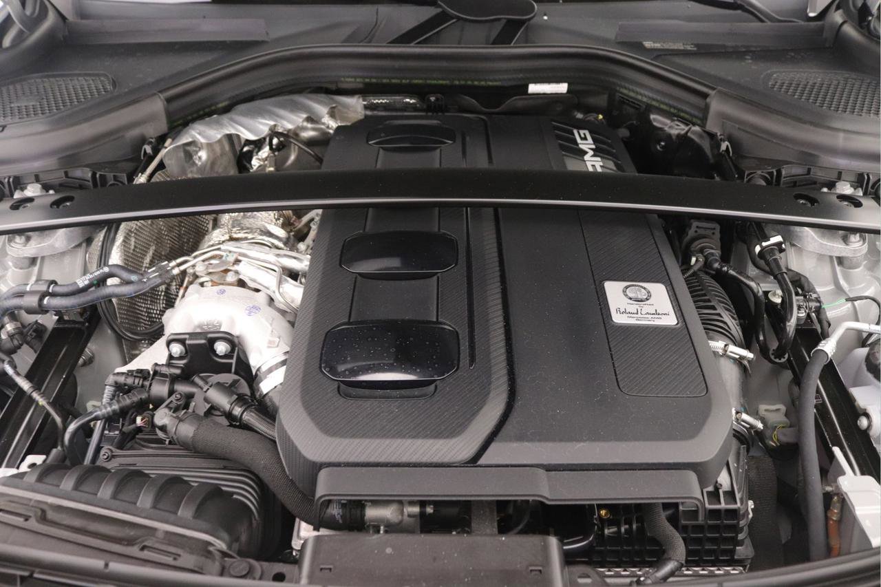 New 2026 Mercedes-Benz GLC 43 AMG 4MATIC image 9