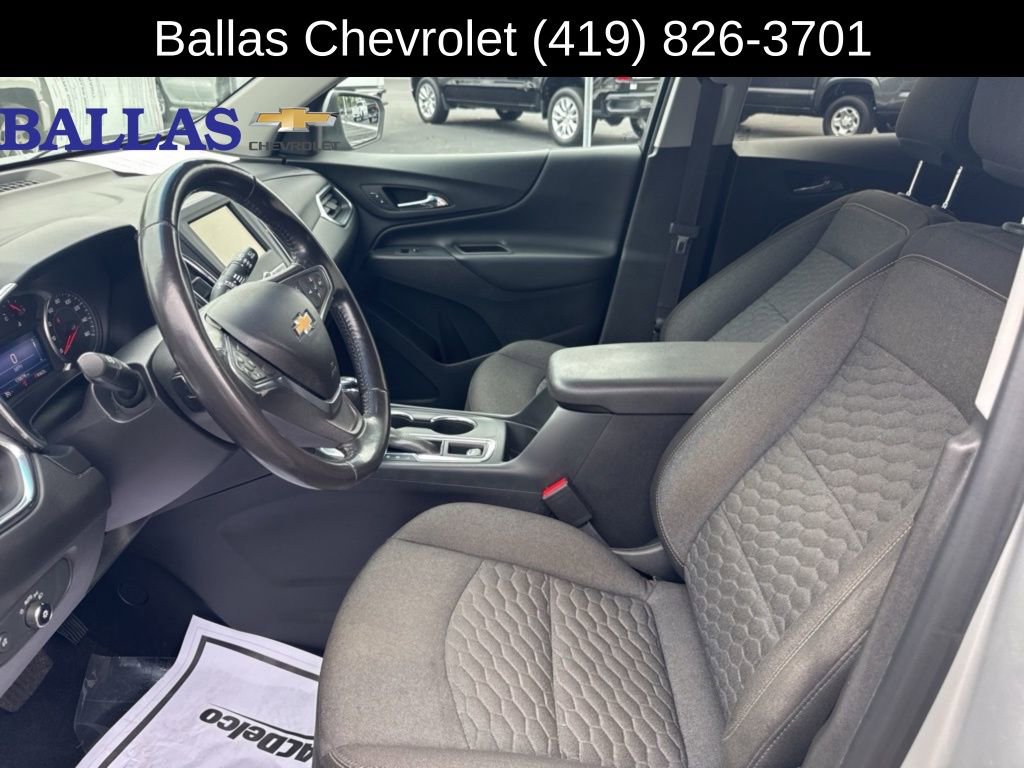 Used 2019 Chevrolet Equinox LT image 2