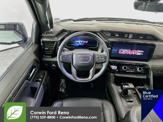 Used 2025 GMC Sierra 1500 AT4 w/ AT4 Premium Package AWD/4WD image 28
