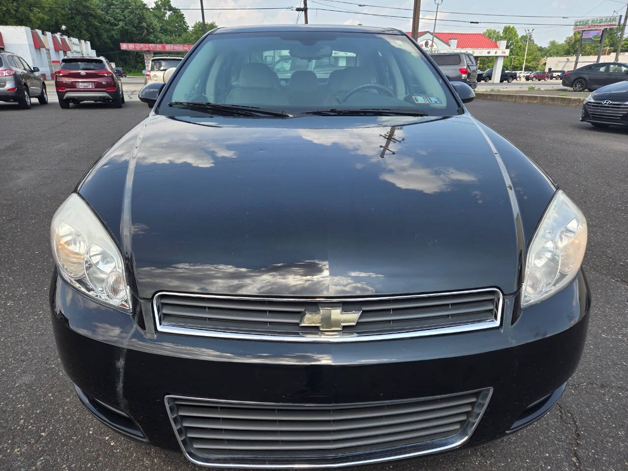 Used 2008 Chevrolet Impala LT FWD image 3