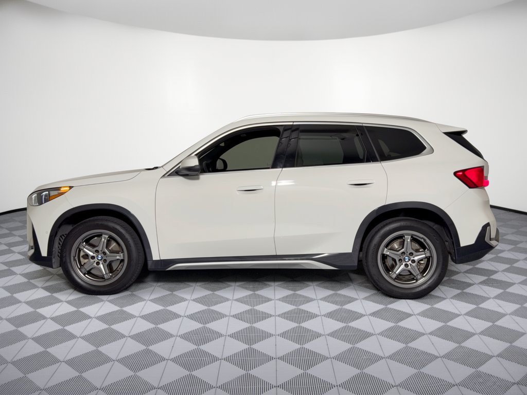Used 2025 BMW X1 xDrive28i w/ Technology Package AWD/4WD image 2
