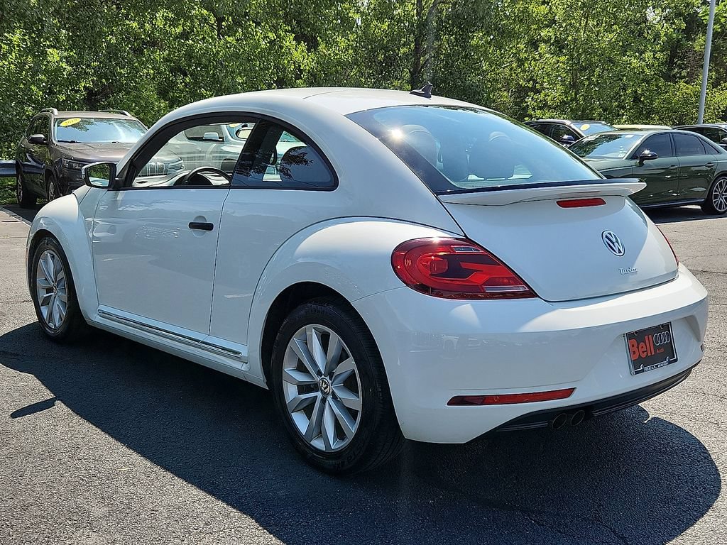 Used 2017 Volkswagen Beetle 1.8T Classic FWD image 10
