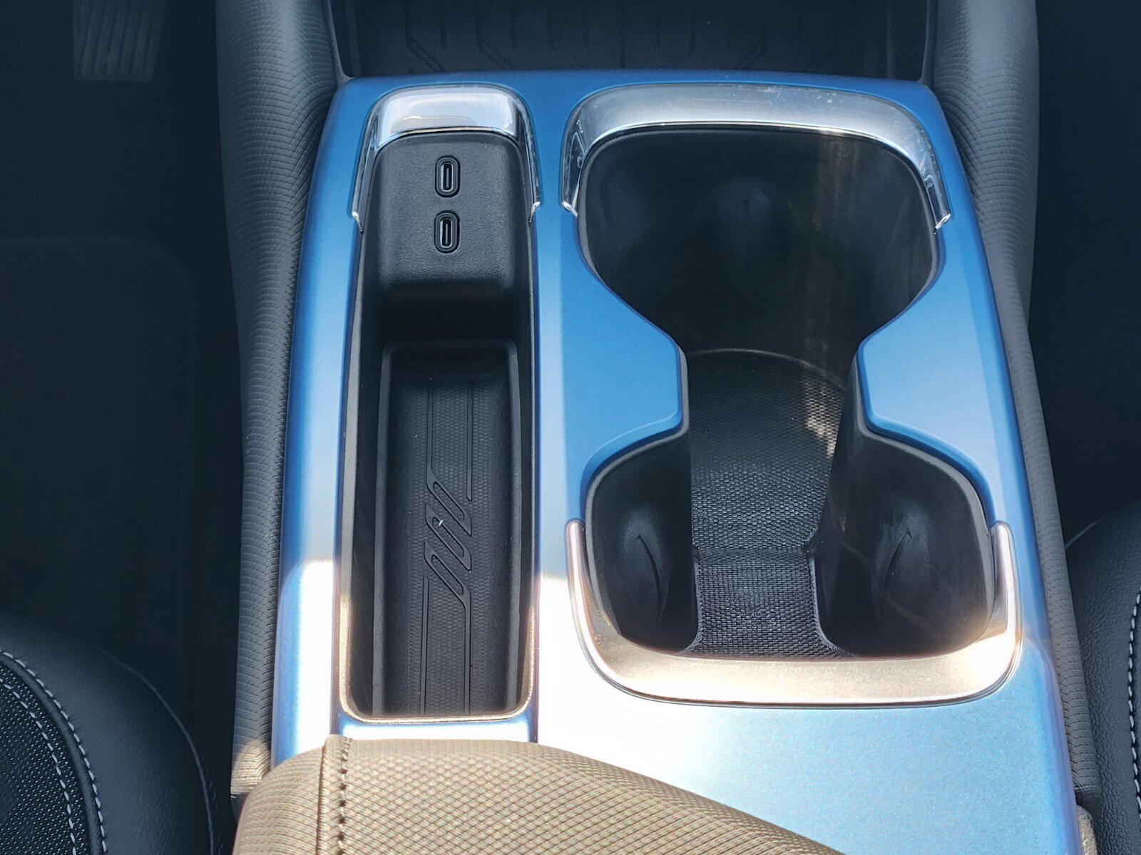 New 2026 Chevrolet Equinox EV LT image 9