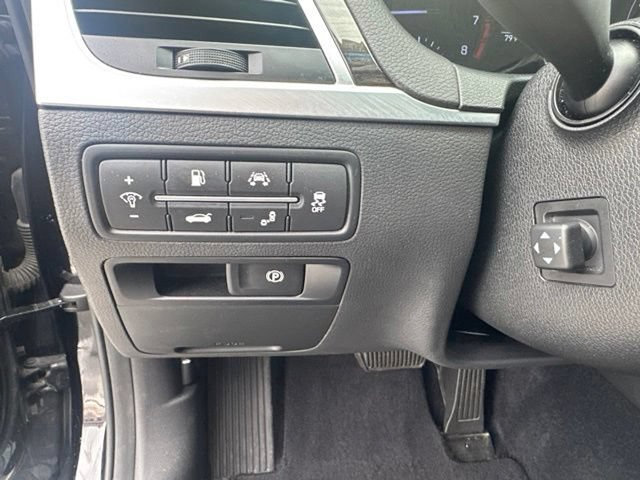 Used 2020 Genesis G80 3.8 RWD image 9