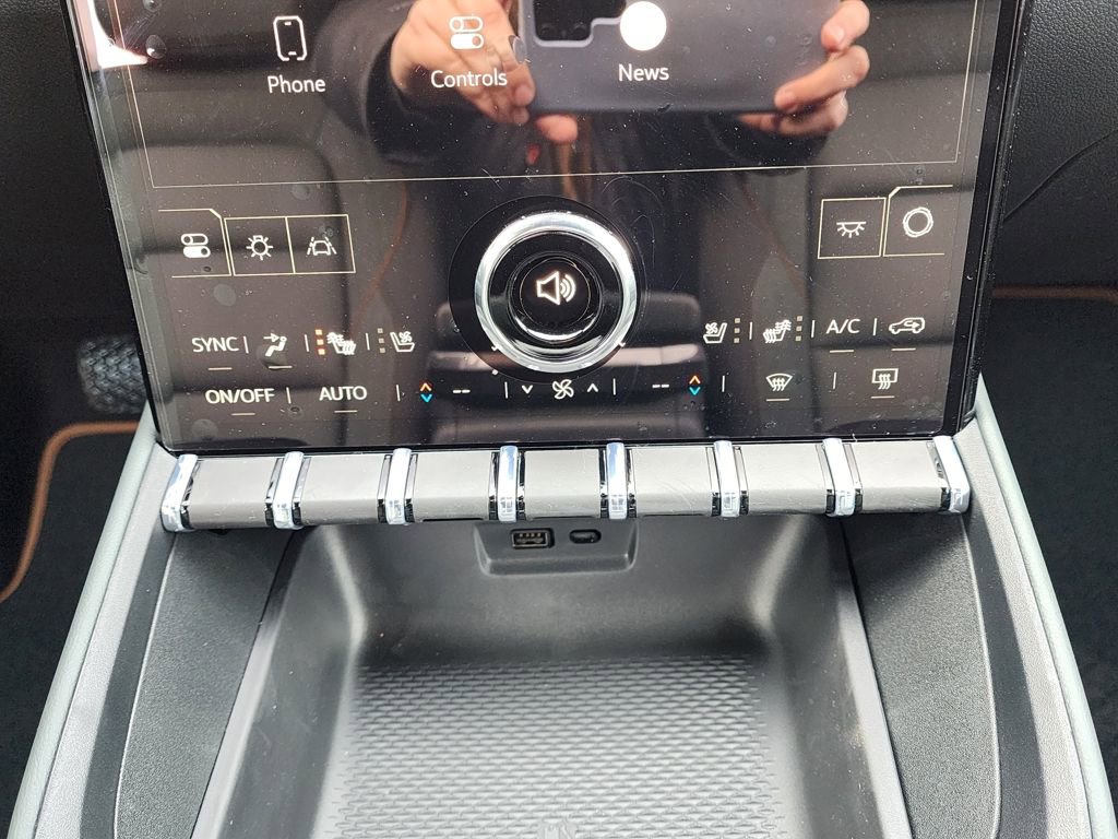 New 2026 GMC Terrain AT4 w/ Convenience Package III image 30