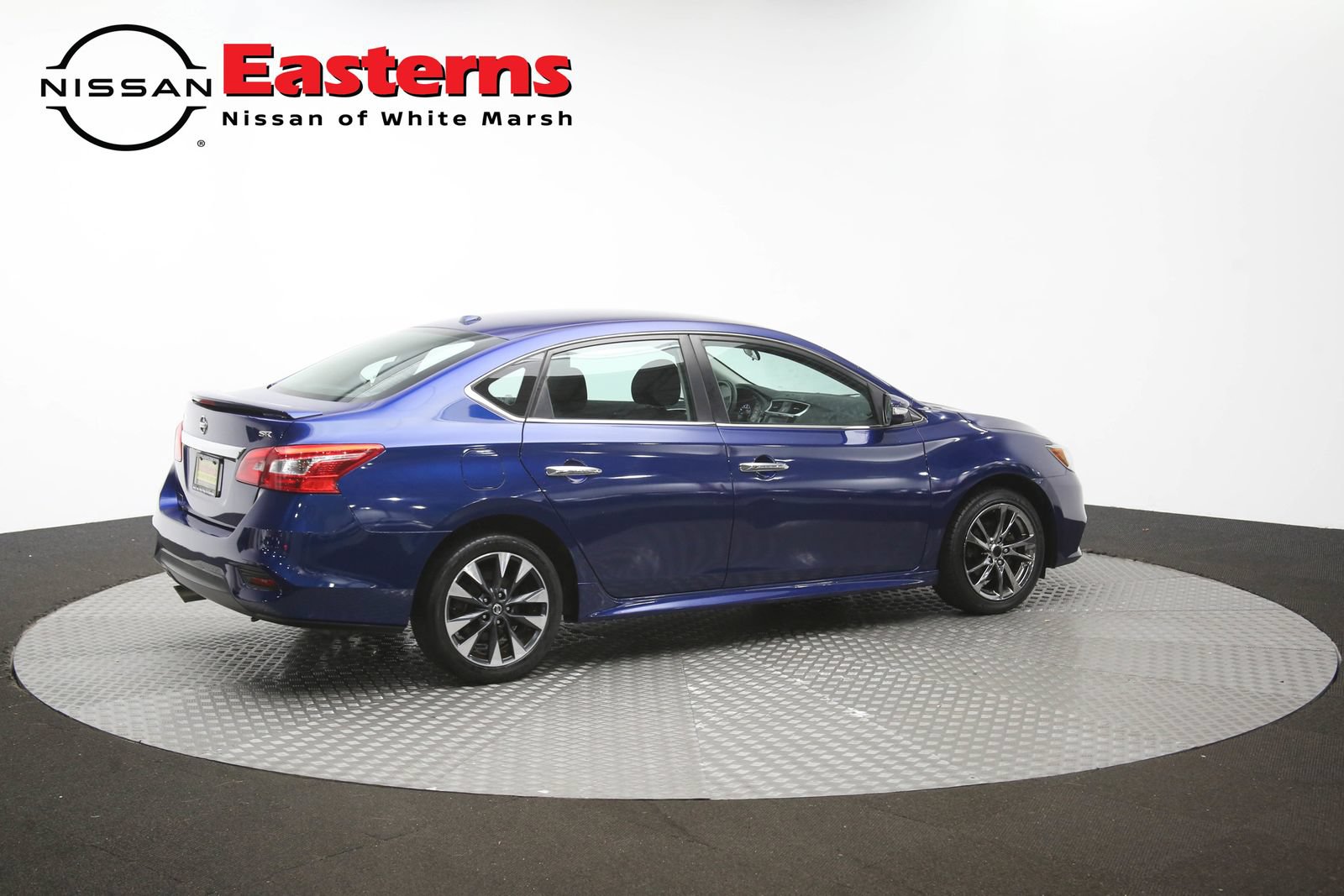 Used 2019 Nissan Sentra SR FWD image 42