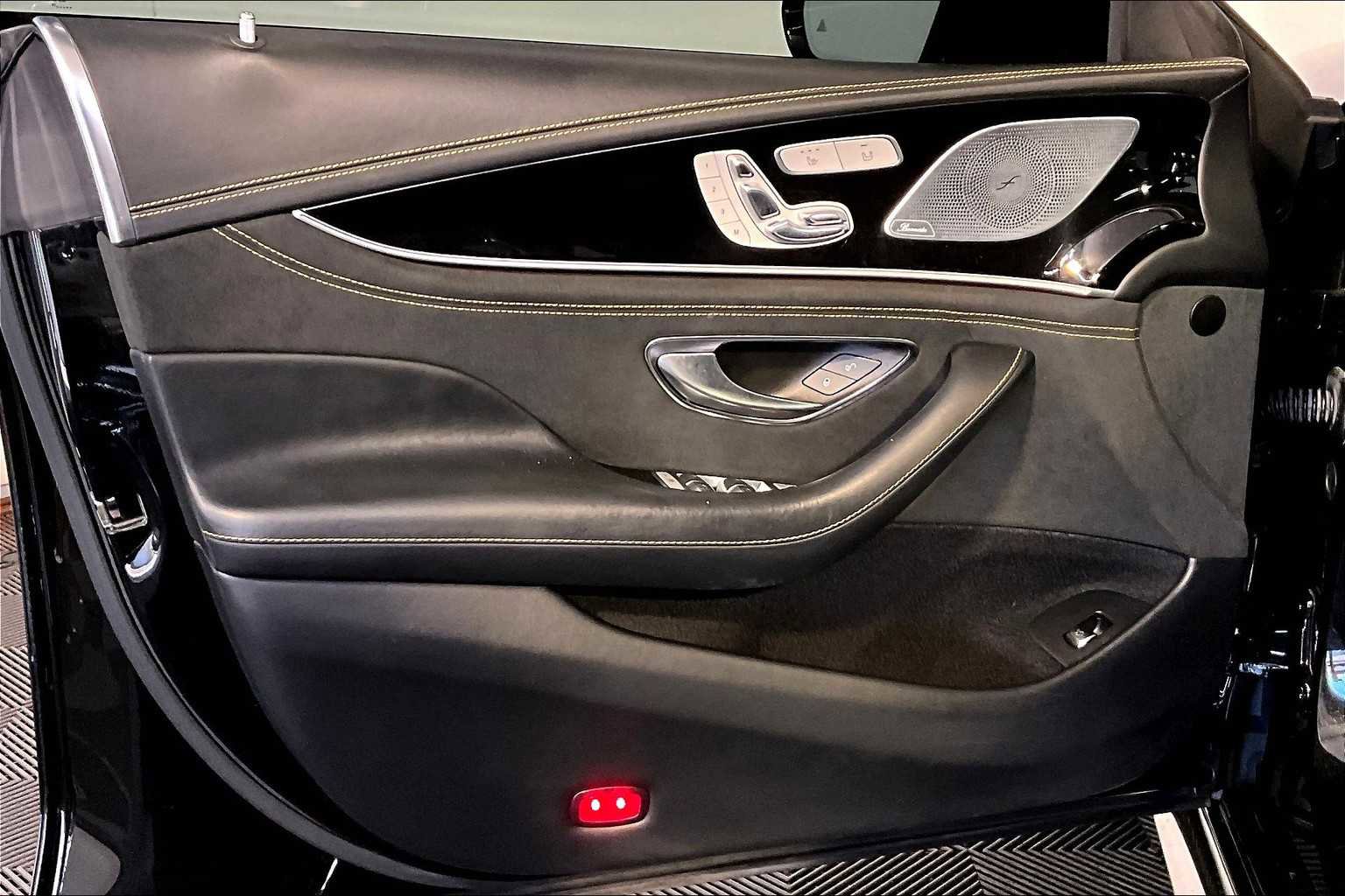 Used 2019 Mercedes-Benz AMG GT 63 S image 19