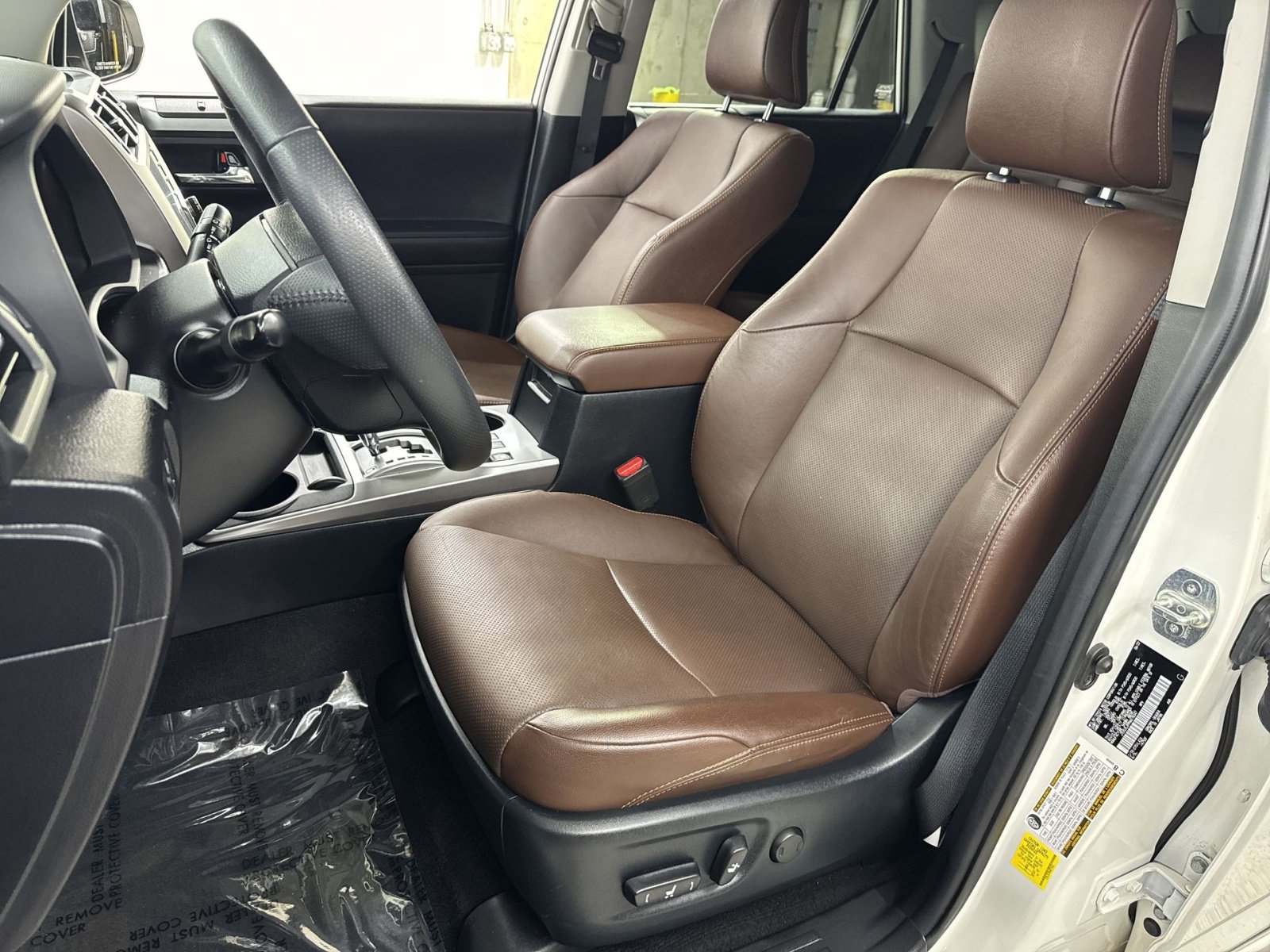 Used 2022 Toyota 4Runner Limited AWD/4WD image 25