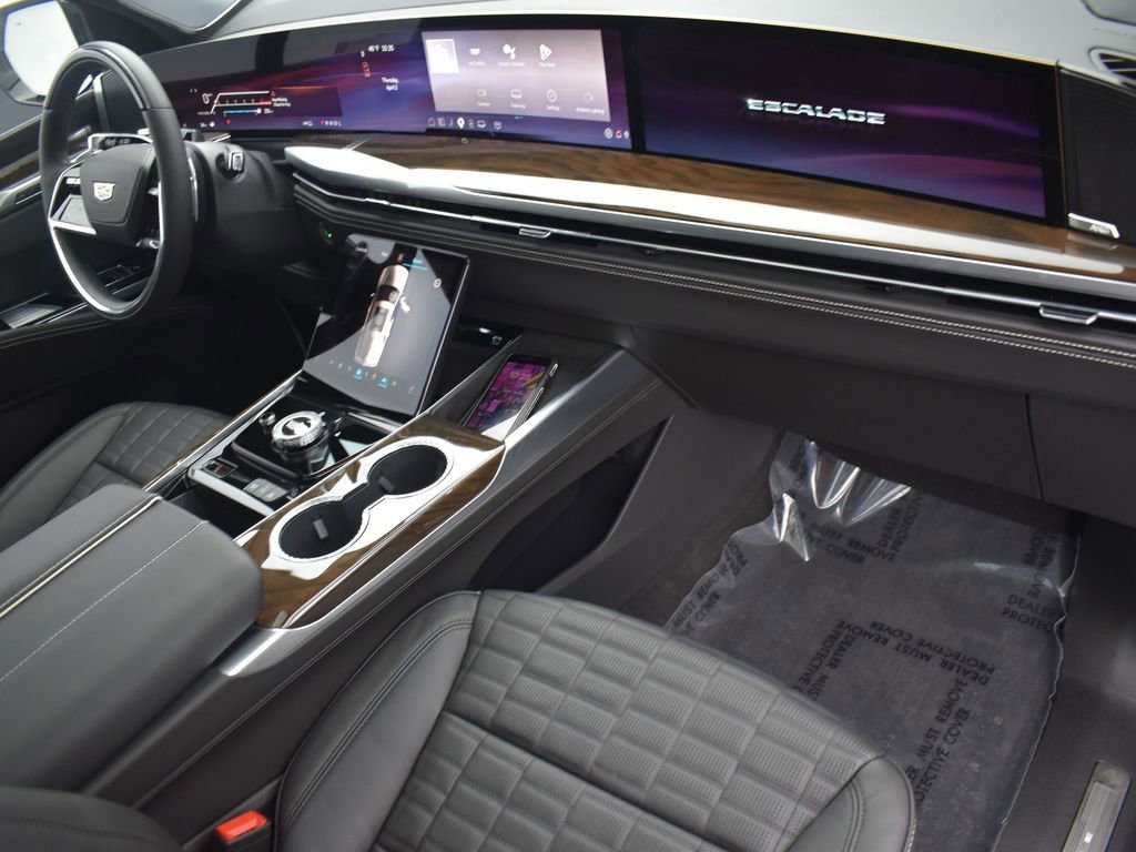 Certified 2026 Cadillac Escalade Platinum Sport w/ LPO, ONYX Package image 37