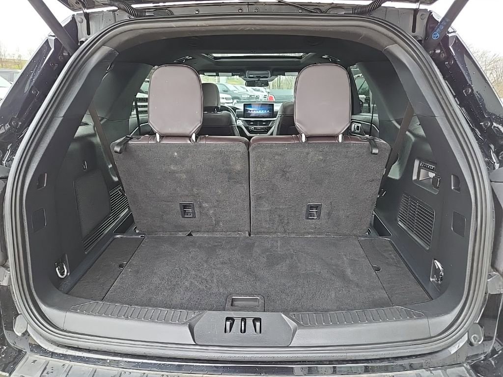 Used 2025 Ford Explorer Platinum w/ LUX Leather Package AWD/4WD image 96