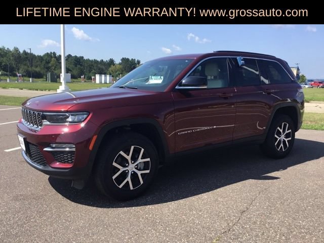 Used 2024 Jeep Grand Cherokee Limited AWD/4WD image 5