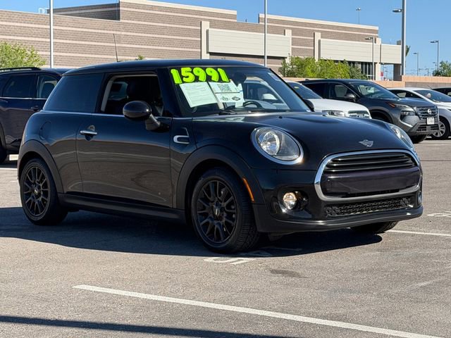 Used 2019 MINI Cooper 2-Door Hardtop image 9