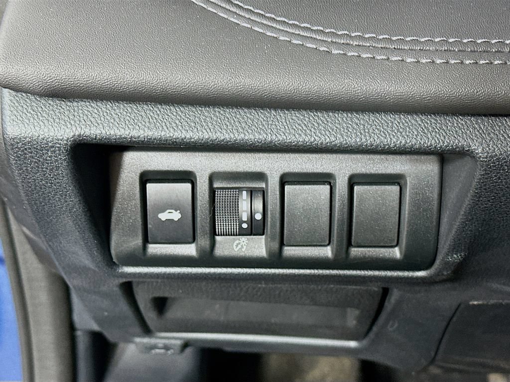 Used 2022 Subaru Legacy Limited AWD/4WD image 15