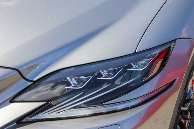 Used 2019 Lexus LS 500 w/ Interior Upgrade Package RWD image 6