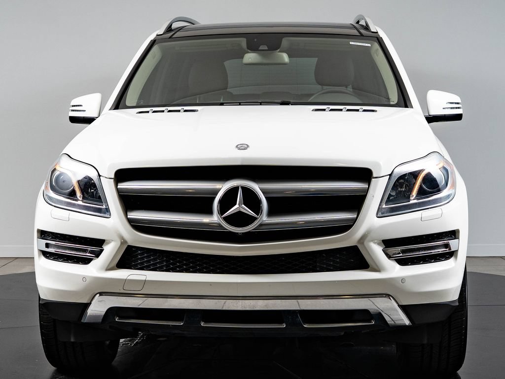 Used 2016 Mercedes-Benz GL 450 4MATIC image 2