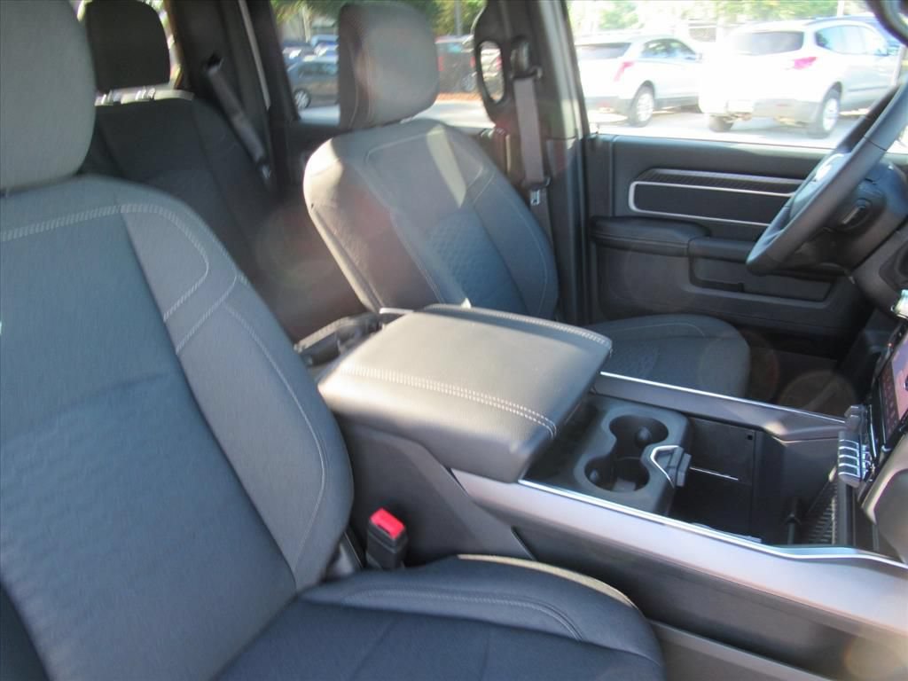 New 2026 RAM 3500 Big Horn AWD/4WD image 10