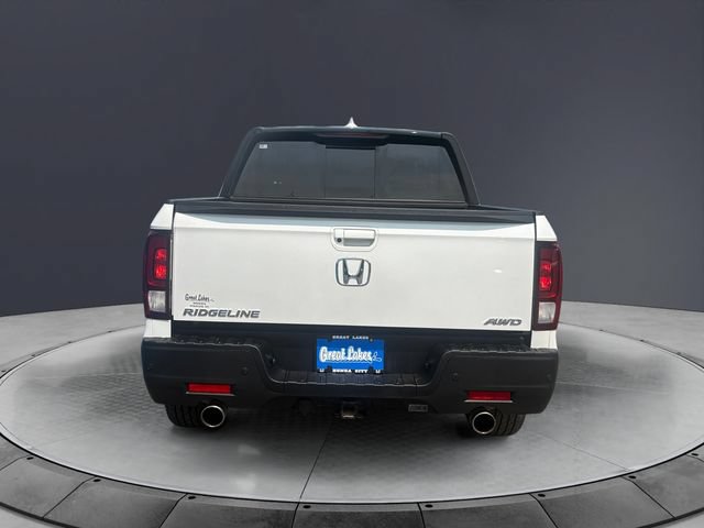 Used 2023 Honda Ridgeline Black Edition image 4
