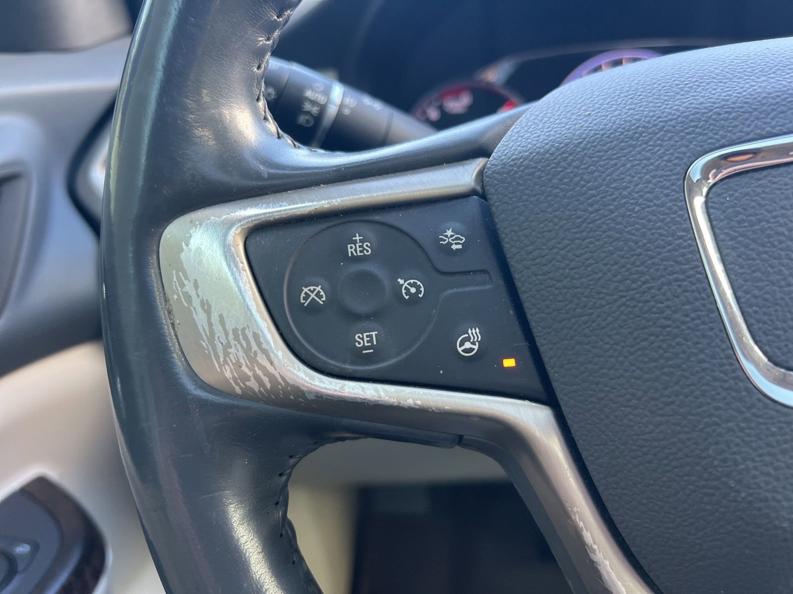 Used 2020 GMC Acadia Denali w/ Technology Package image 39