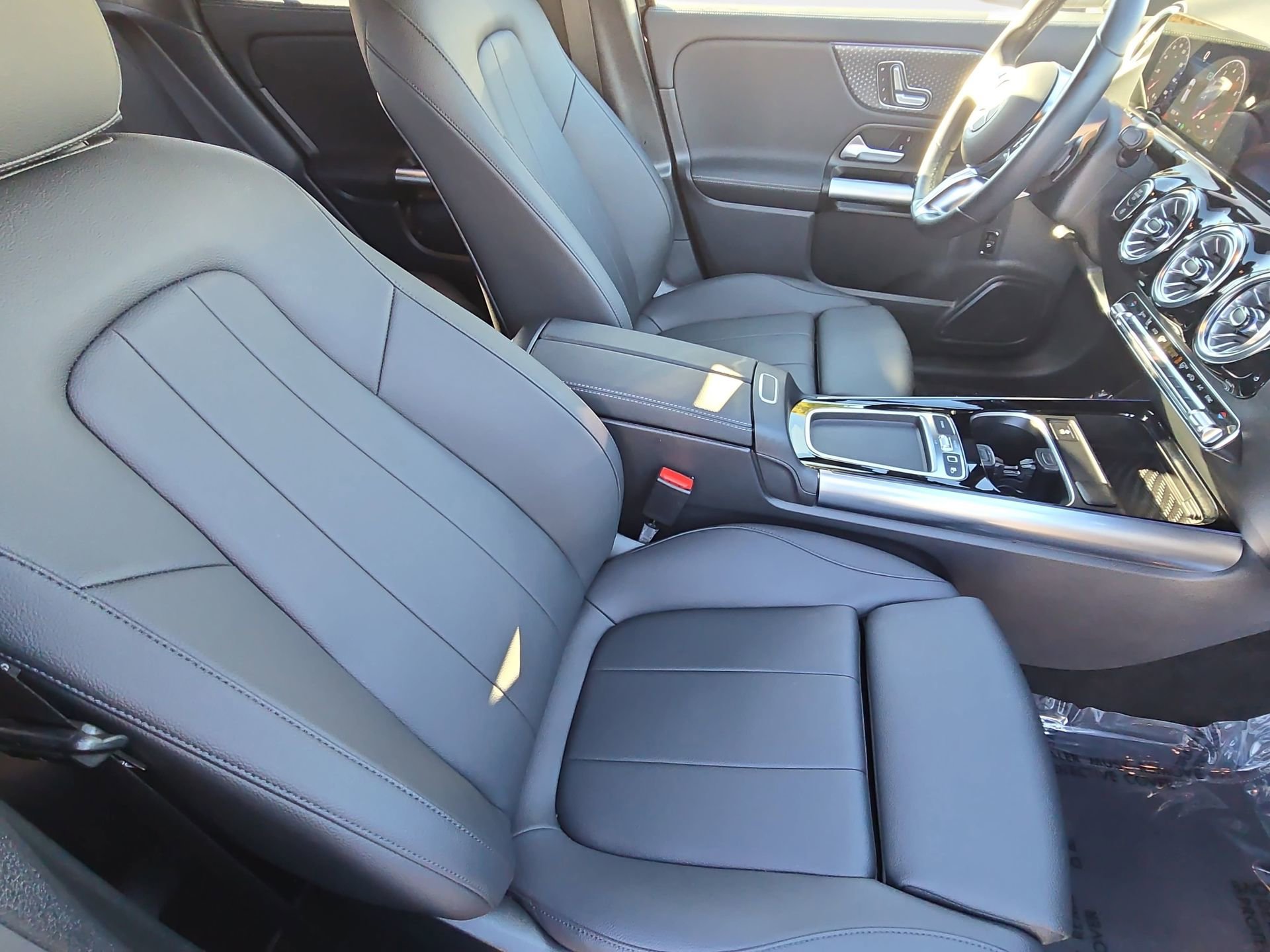 Certified 2025 Mercedes-Benz GLA 250 GLA 250 image 10